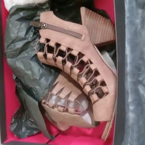 Vince Camuto Leather/Suede Silk Goat In Box Sandals
